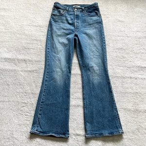 LEVI’S PREMIUM RIBCAGE FLARE JEANS WOMENS SIZE 31 70s Flower Child